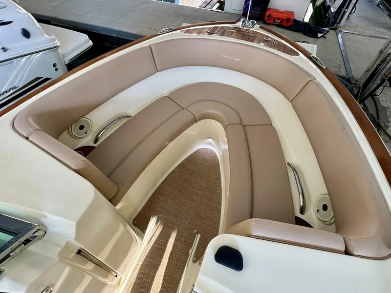 Slide: The Image of Chris-Craft Launch 27 Heritage Trim Edition - Surf 2018 - 43