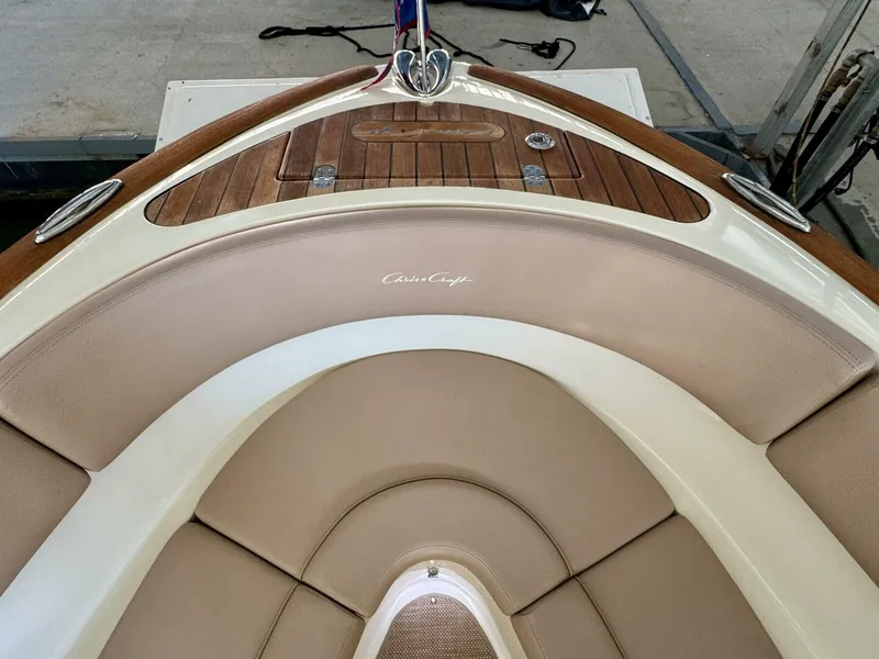 Slide: The Image of Chris-Craft Launch 27 Heritage Trim Edition - Surf 2018 - 46