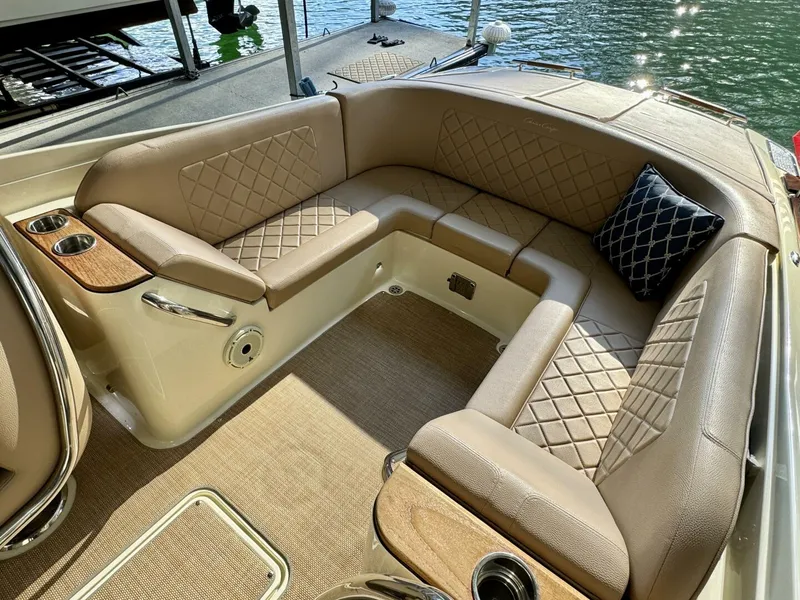 Slide: The Image of Chris-Craft Launch 27 Heritage Trim Edition - Surf 2018 - 59