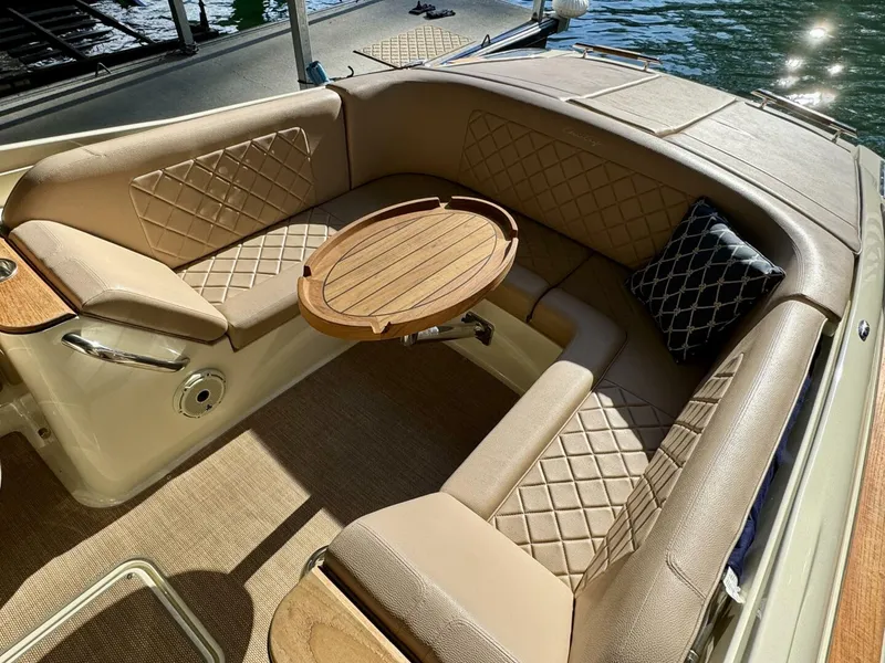 Slide: The Image of Chris-Craft Launch 27 Heritage Trim Edition - Surf 2018 - 60
