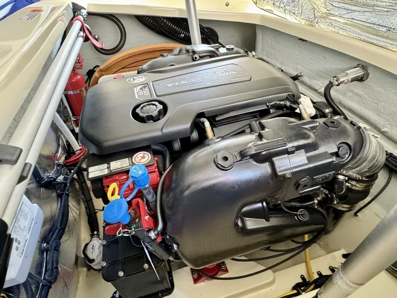 Slide: The Image of Chris-Craft Launch 27 Heritage Trim Edition - Surf 2018 - 73