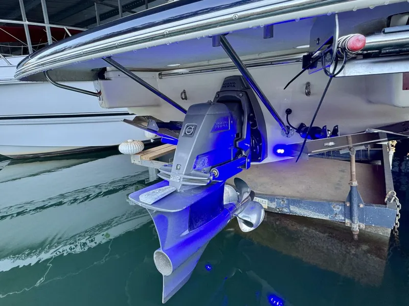 Slide: The Image of Chris-Craft Launch 27 Heritage Trim Edition - Surf 2018 - 82