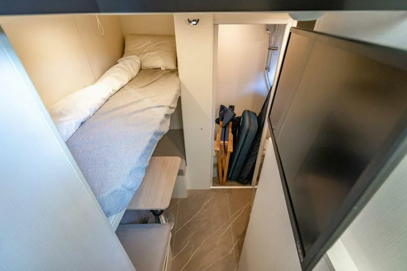Slide: The Image of Absolute 64 Navetta 2023 - 47