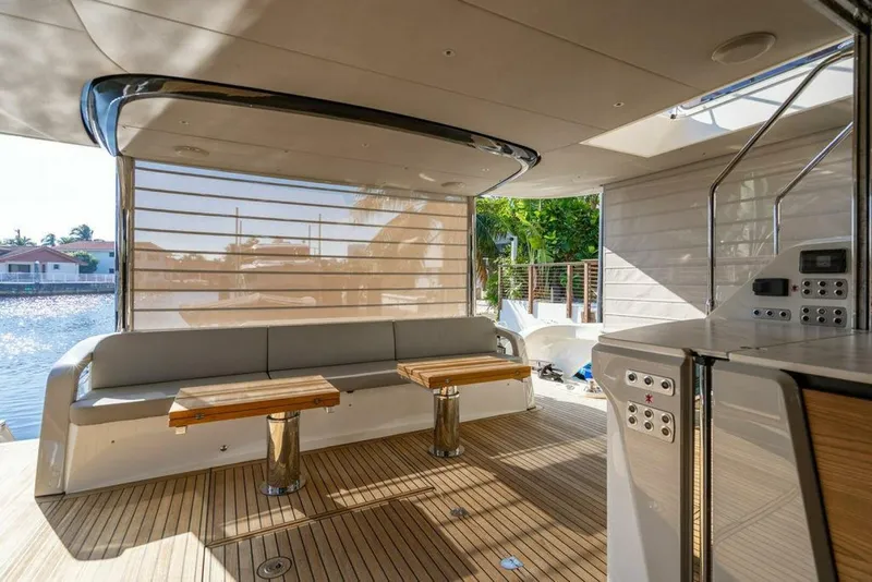 Slide: The Image of Absolute 64 Navetta 2023 - 6