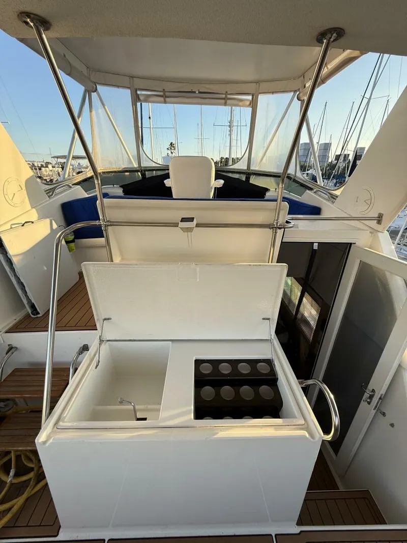 Slide: The Image of Hatteras Double Cabin 1994 - 16