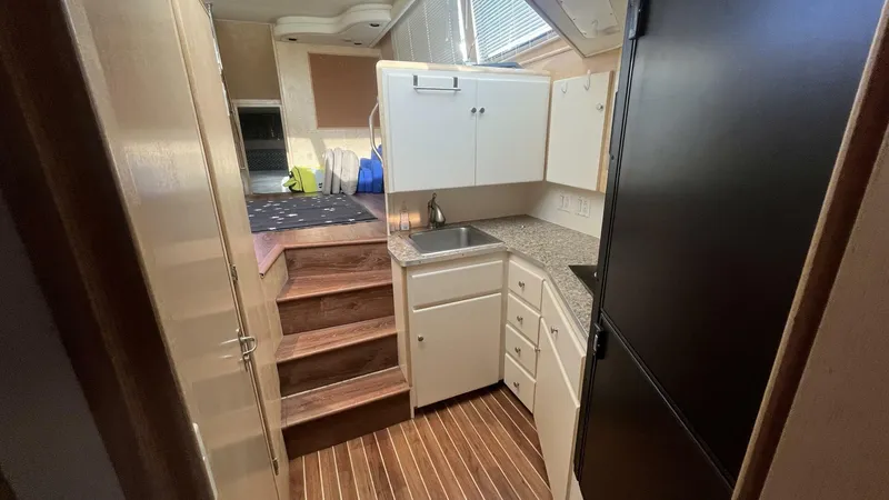 Slide: The Image of Hatteras Double Cabin 1994 - 31