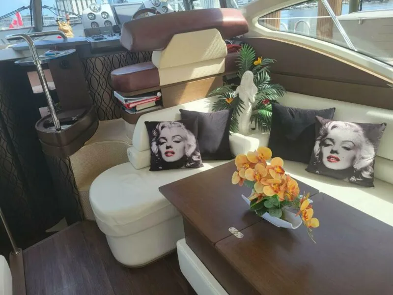 Slide: The Image of Azimut 43S 2009 - 14
