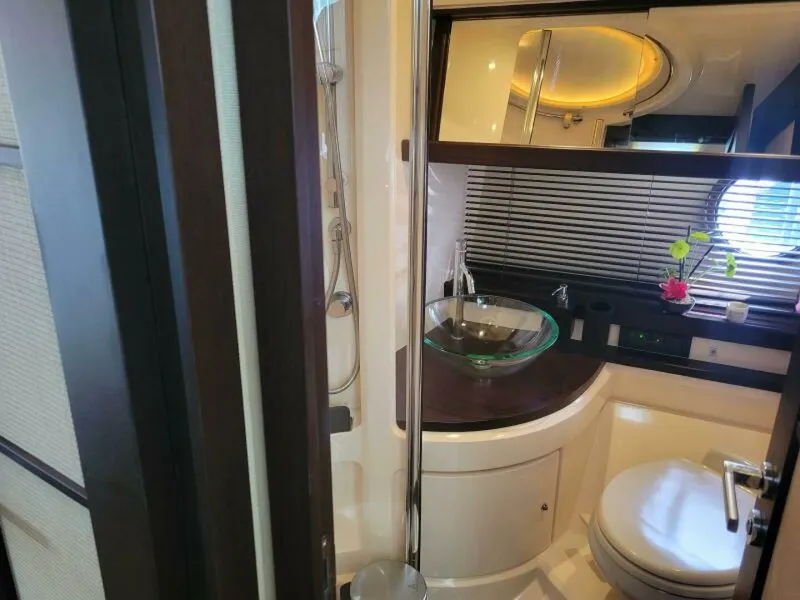 Slide: The Image of Azimut 43S 2009 - 37