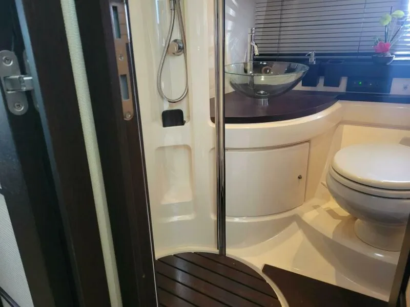 Slide: The Image of Azimut 43S 2009 - 38