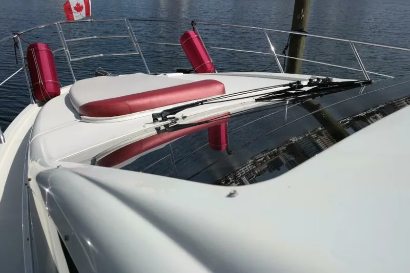 Slide: The Image of Azimut 43S 2009 - 40