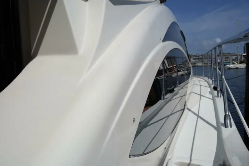 Slide: The Image of Azimut 43S 2009 - 41