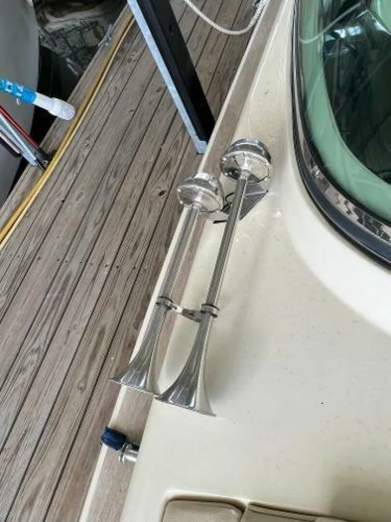 Slide: The Image of Chris-Craft Launch 31 GT 2020 - 13