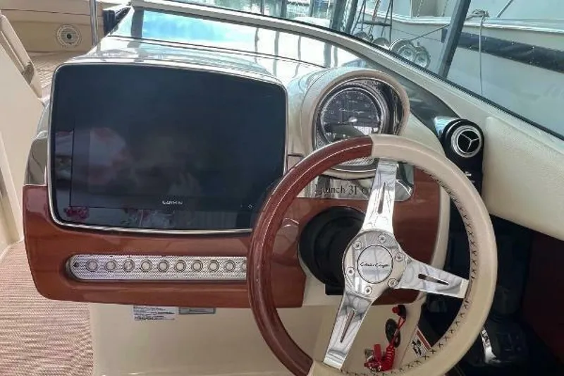 Slide: The Image of Chris-Craft Launch 31 GT 2020 - 23