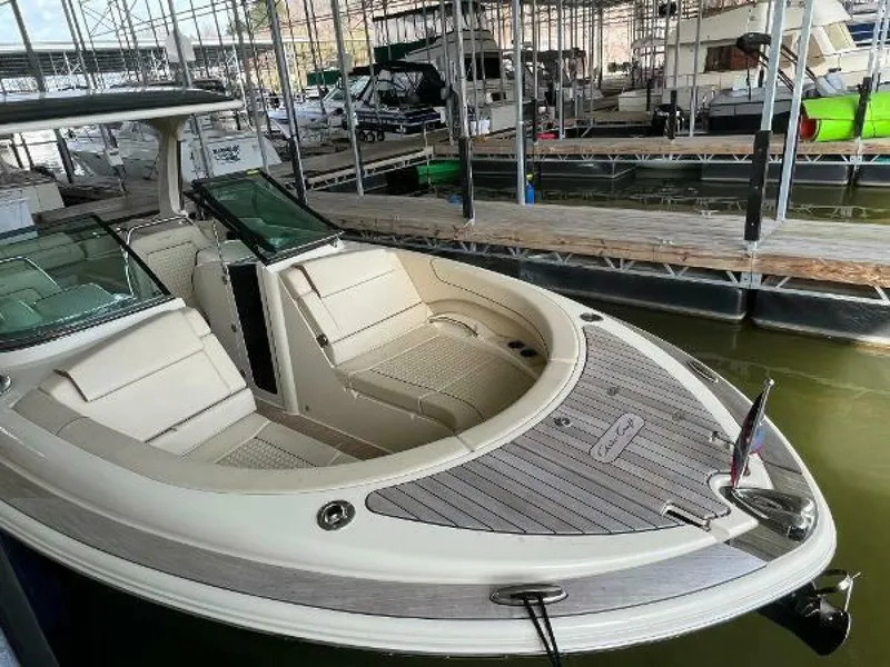 Slide: The Image of Chris-Craft Launch 31 GT 2020 - 26