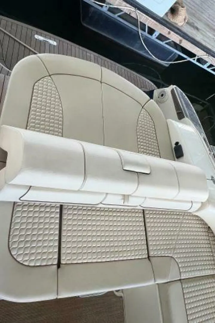 Slide: The Image of Chris-Craft Launch 31 GT 2020 - 28