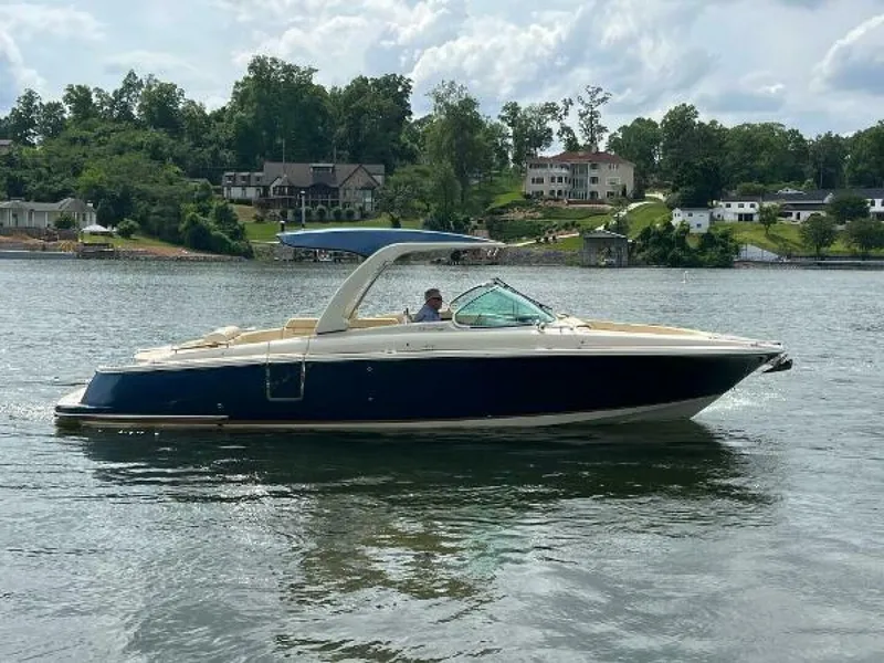 Slide: The Image of Chris-Craft Launch 31 GT 2020 - 3