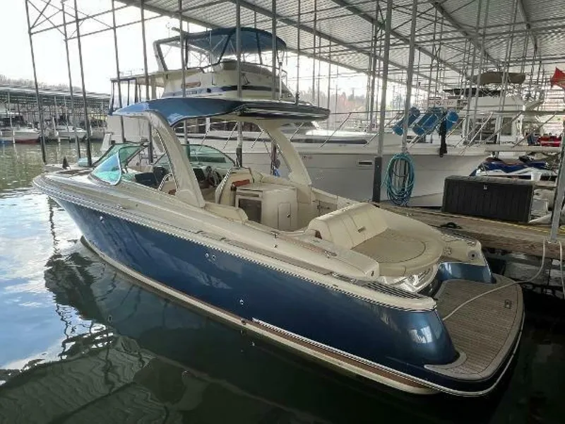 Slide: The Image of Chris-Craft Launch 31 GT 2020 - 5