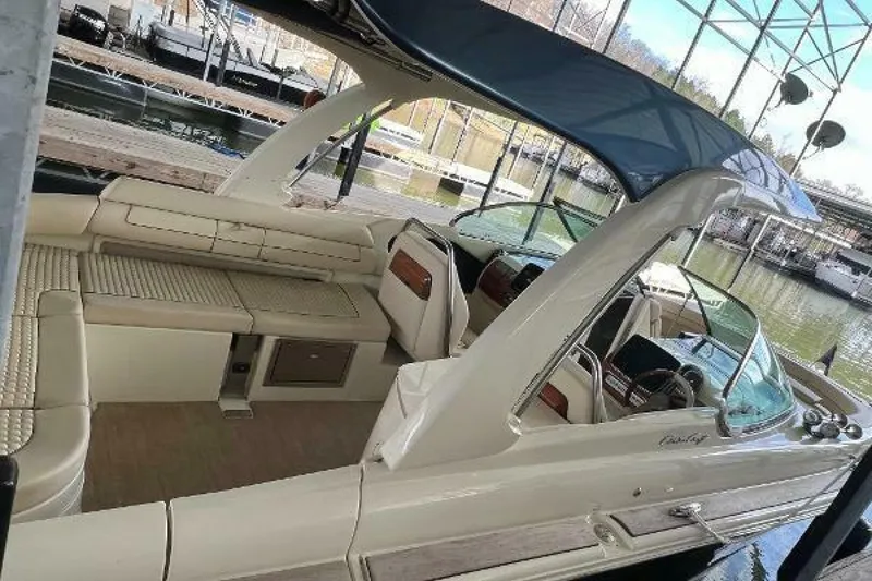Slide: The Image of Chris-Craft Launch 31 GT 2020 - 7