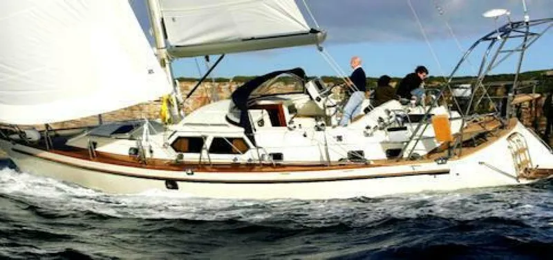 The Image of Tayana 48 Center Cockpit 1998 - 0