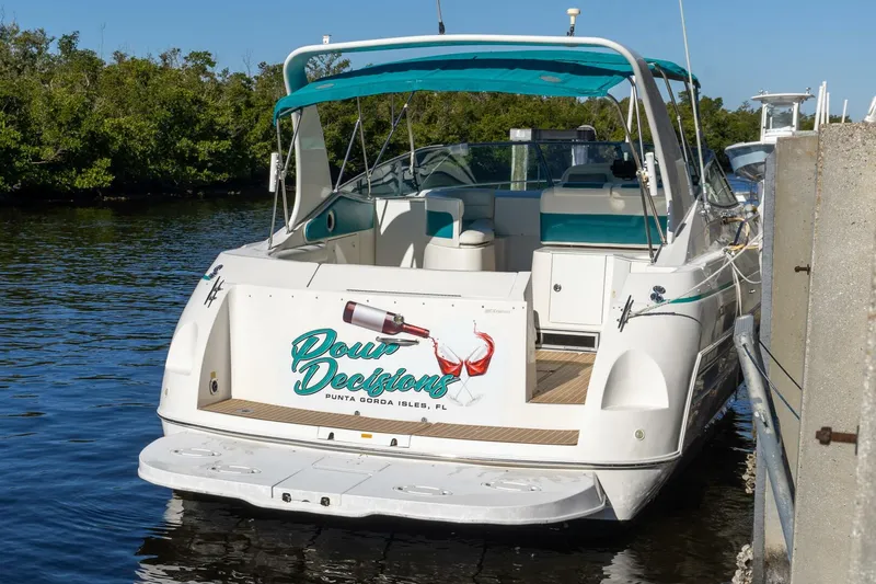 The Image of Cruisers Yachts ESPRIT 3570 1995 - 0