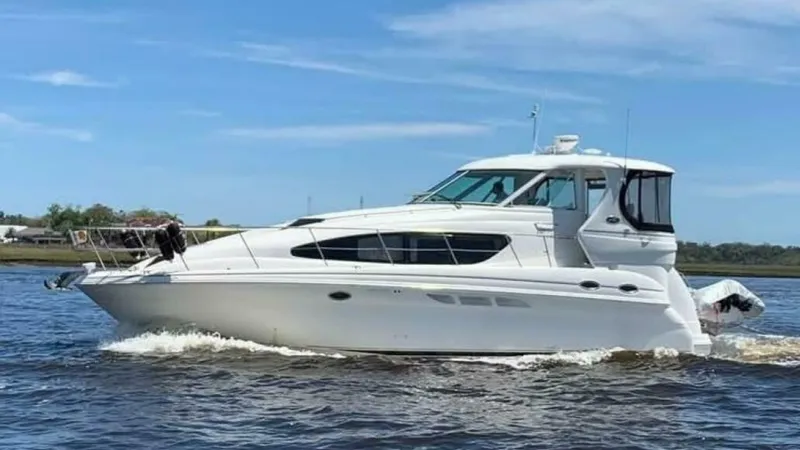 The Image of Sea Ray 390 Motor Yacht 2004 - 0