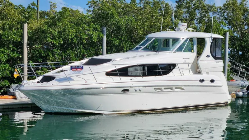 Slide: The Image of Sea Ray 390 Motor Yacht 2004 - 2