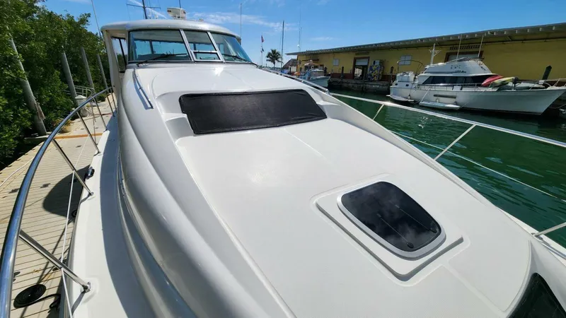Slide: The Image of Sea Ray 390 Motor Yacht 2004 - 20