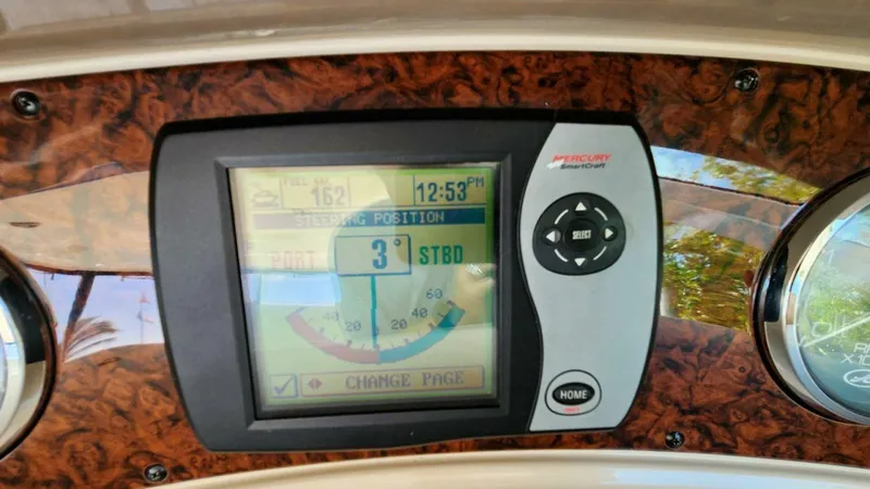 Slide: The Image of Sea Ray 390 Motor Yacht 2004 - 24