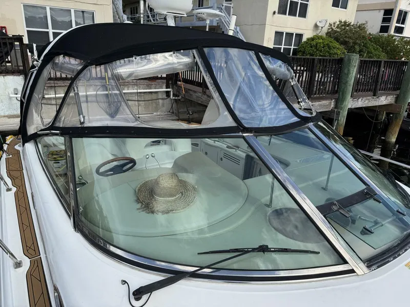 Slide: The Image of Sea Ray 360 Sundancer 2002 - 10
