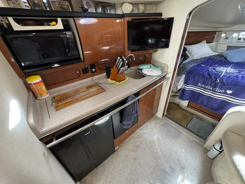 Slide: The Image of Sea Ray 360 Sundancer 2002 - 27