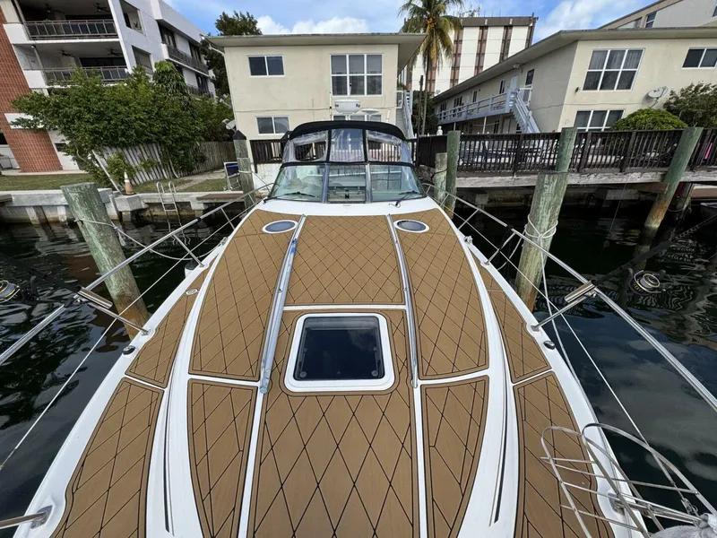 Slide: The Image of Sea Ray 360 Sundancer 2002 - 9