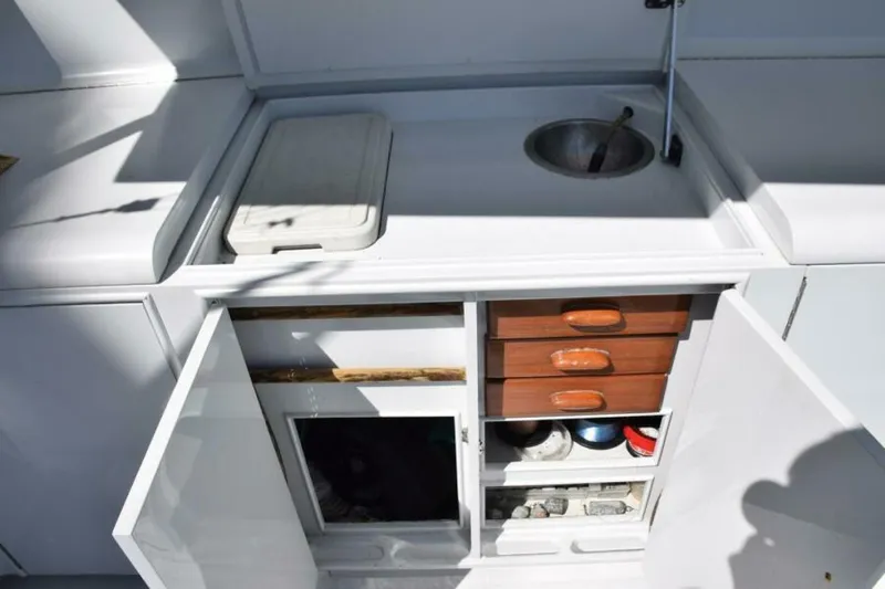 Slide: The Image of Sunny Briggs Flybridge Sportfish 1990 - 29