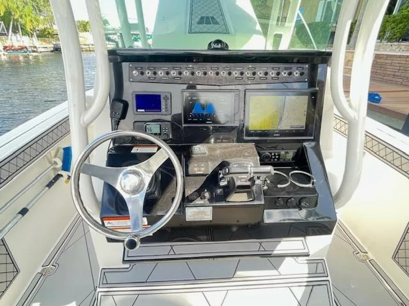 Slide: The Image of Wellcraft 262 F CC 2019 - 9