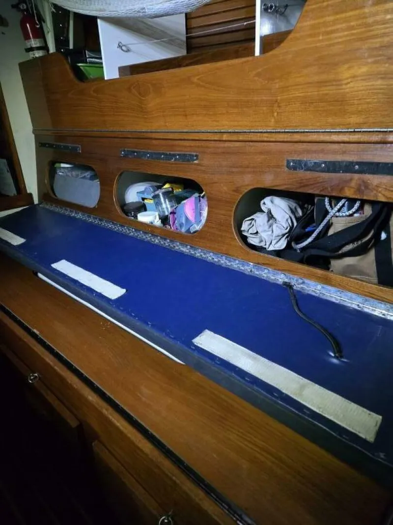 Slide: The Image of Gulfstar 40 1977 - 15