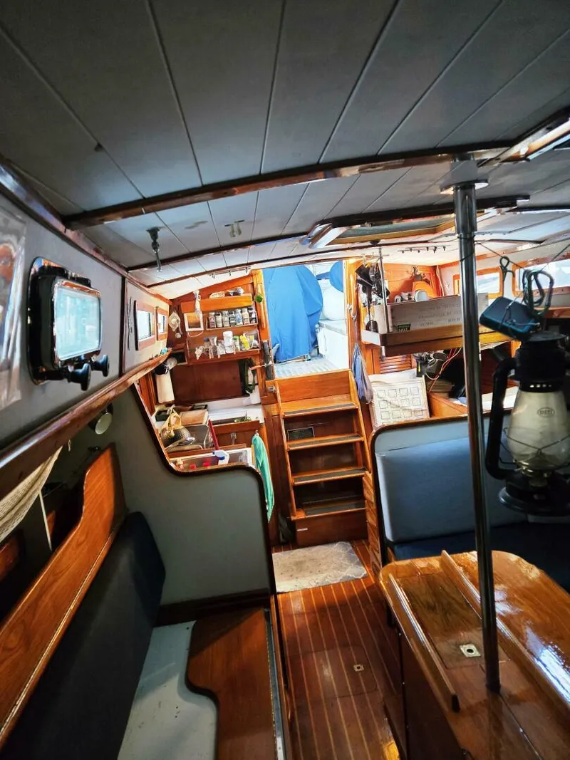 Slide: The Image of Gulfstar 40 1977 - 9