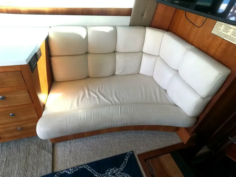 Slide: The Image of Luhrs 34 Convertible 2002 - 15