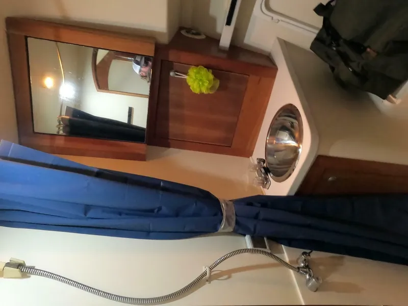 Slide: The Image of Luhrs 34 Convertible 2002 - 27