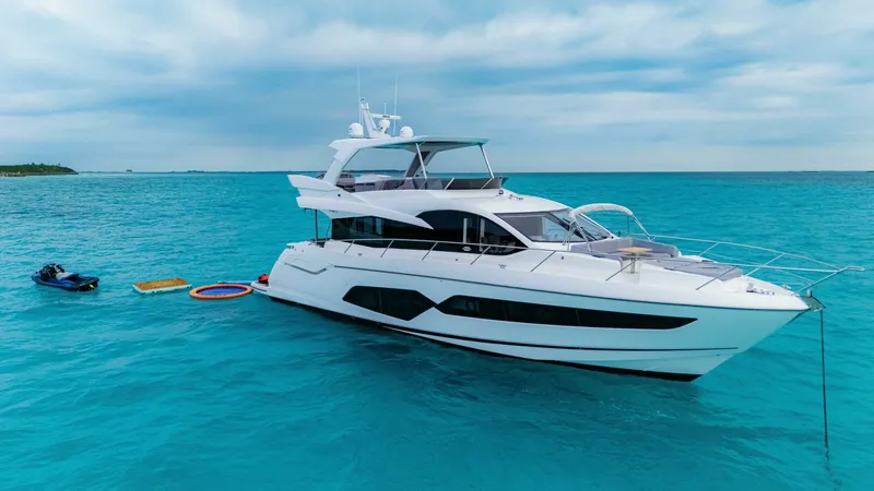 Slide: The Image of Sunseeker Manhattan 66 2018 - 2