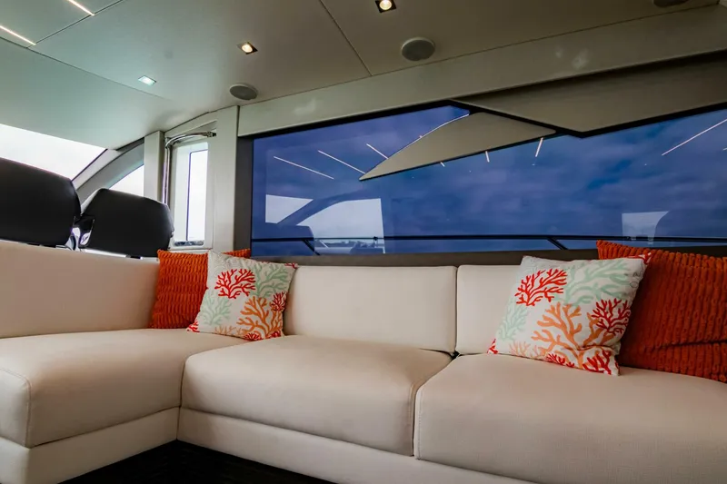 Slide: The Image of Sunseeker Manhattan 66 2018 - 34