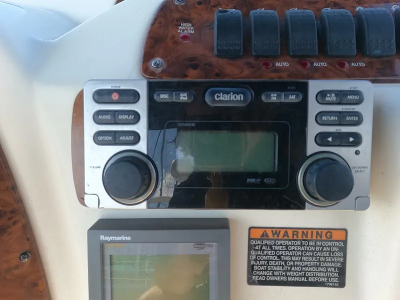 Slide: The Image of Meridian 34 Convertible 2003 - 13