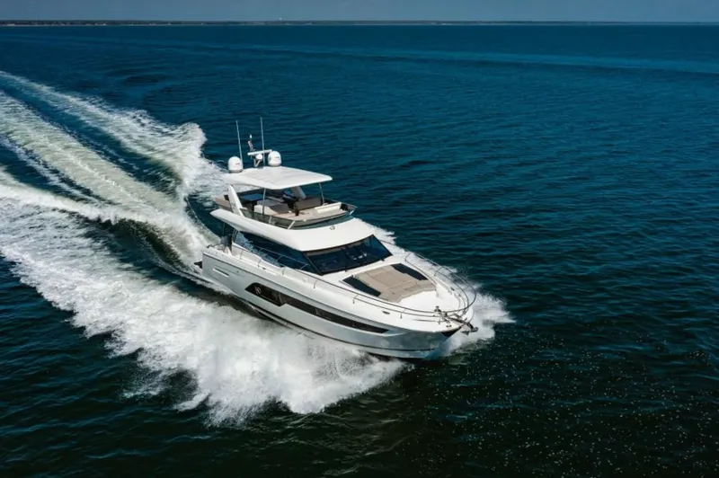 Slide: The Image of Prestige 630 Flybridge 2020 - 68