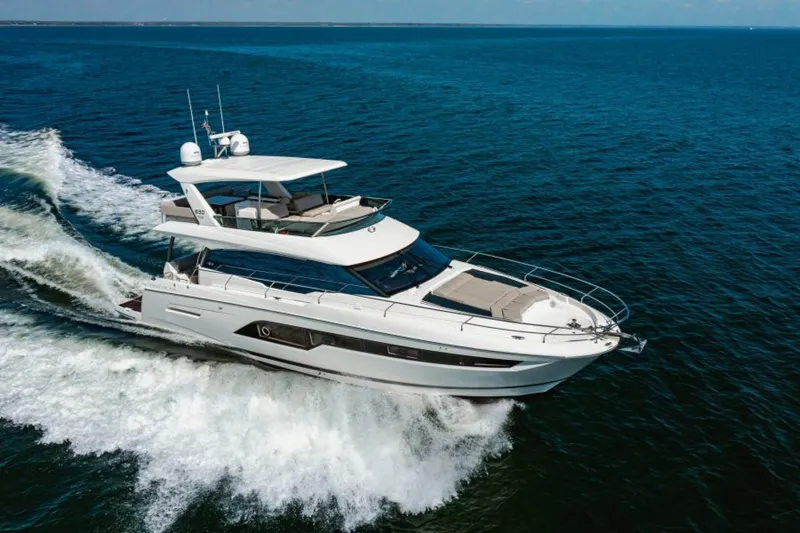 Slide: The Image of Prestige 630 Flybridge 2020 - 70