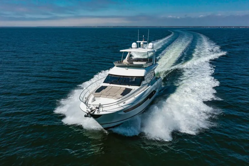 Slide: The Image of Prestige 630 Flybridge 2020 - 76