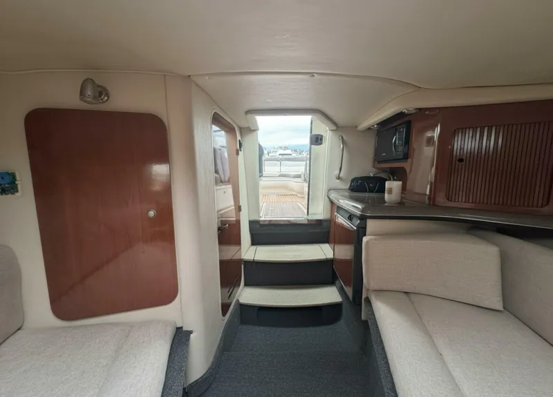 Slide: The Image of Sea Ray 29SLX with cuddy cabin 2007 - 20