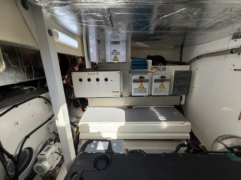 Slide: The Image of Prestige 520 Flybridge 2021 - 56