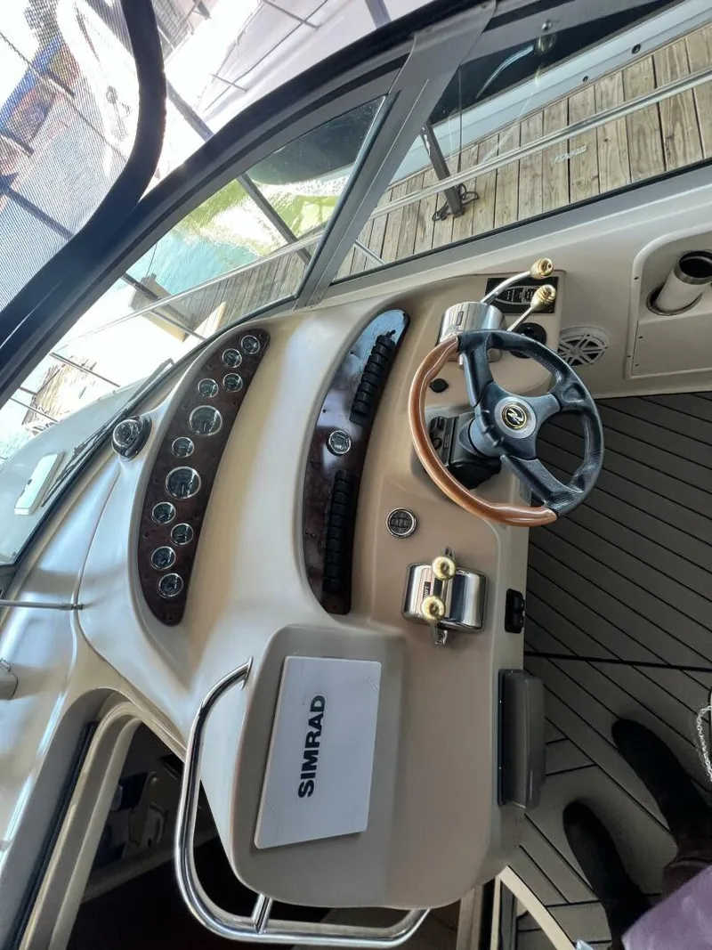 Slide: The Image of Sea Ray 340 Sundancer 2002 - 17