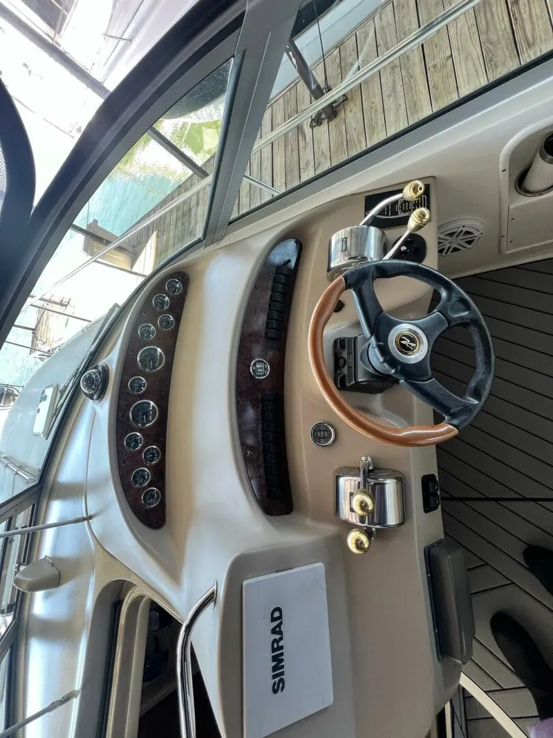 Slide: The Image of Sea Ray 340 Sundancer 2002 - 18