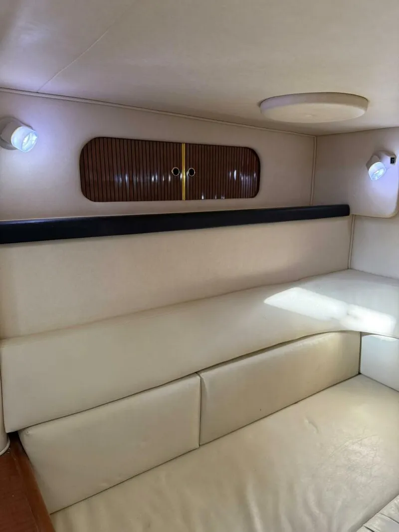 Slide: The Image of Sea Ray 340 Sundancer 2002 - 25