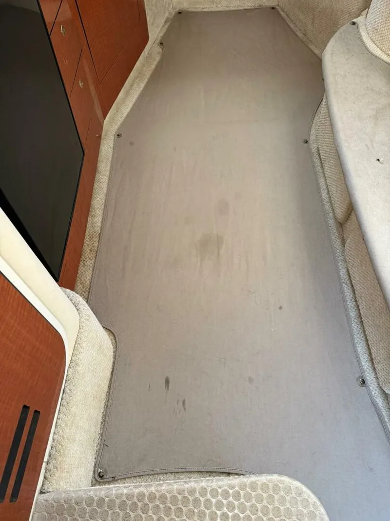 Slide: The Image of Sea Ray 340 Sundancer 2002 - 27