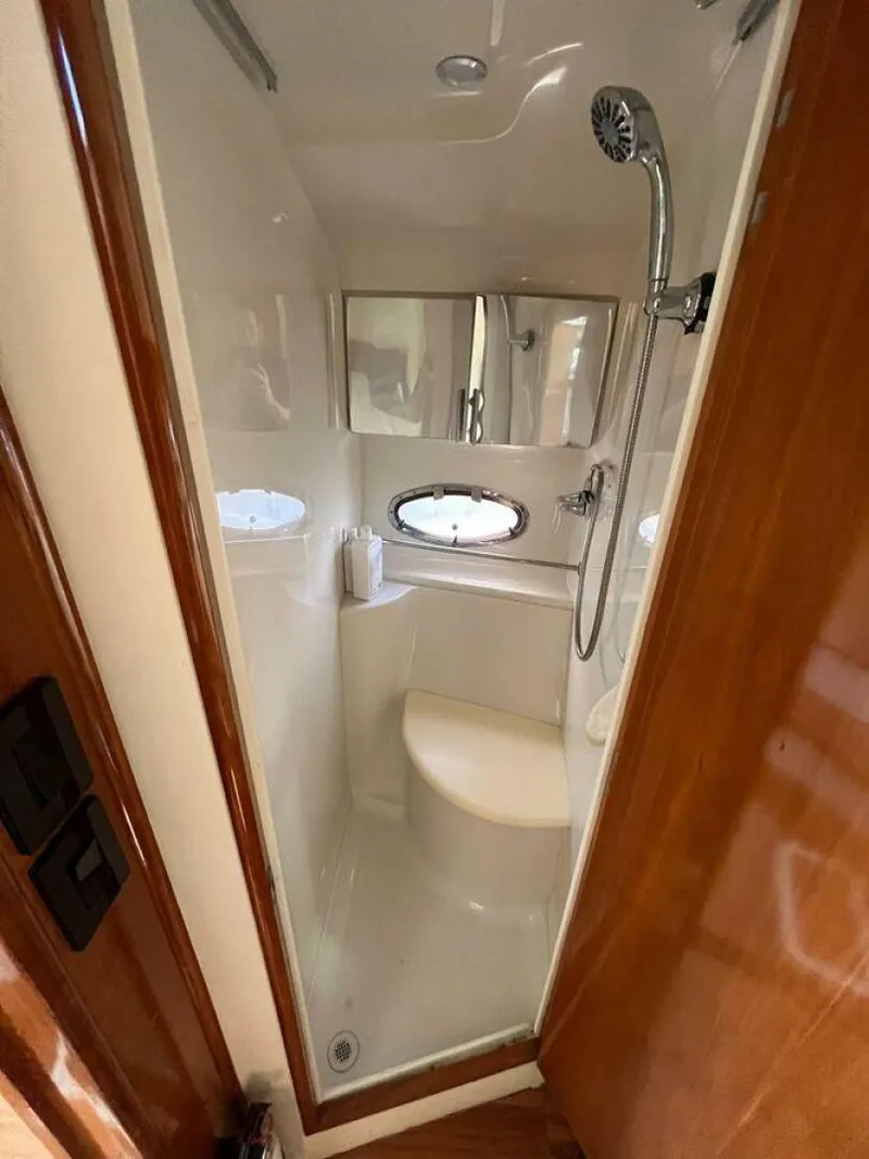 Slide: The Image of Carver Yachts 396 Motor Yacht 2000 - 27